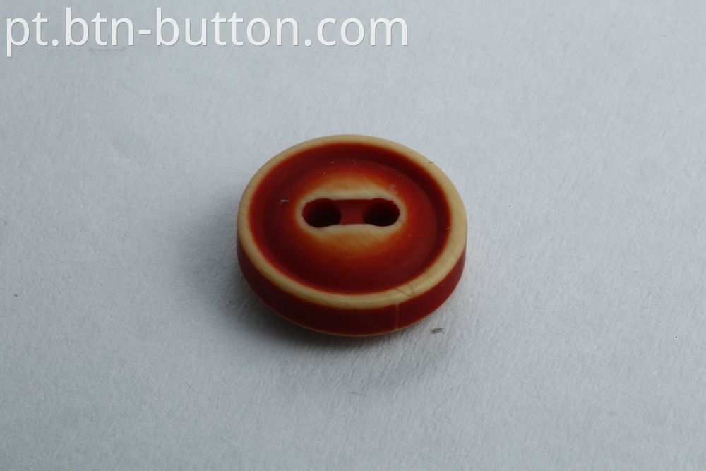Round edge resin magnetic button